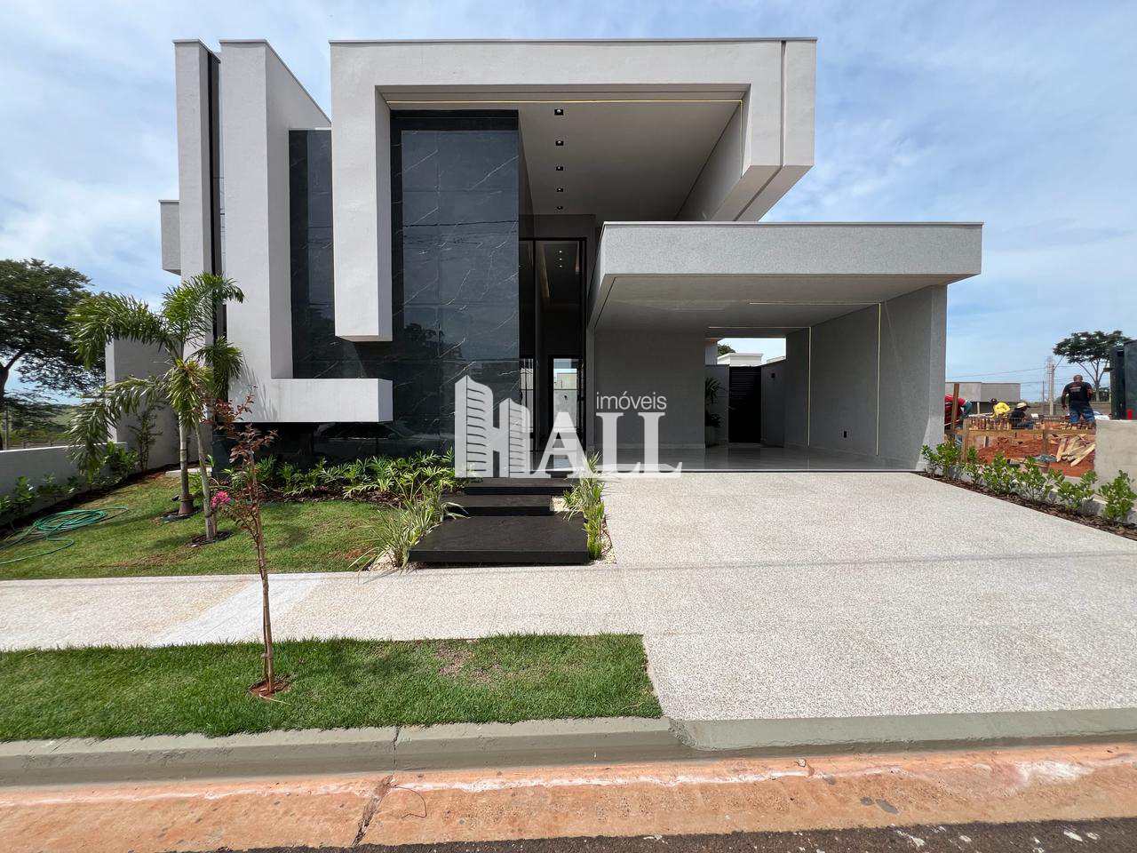 Casa de Condomínio à venda com 3 quartos, 169m² - Foto 1