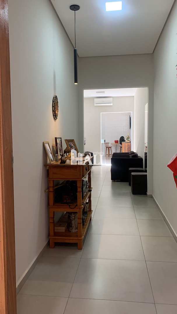 Casa à venda com 2 quartos, 130m² - Foto 3