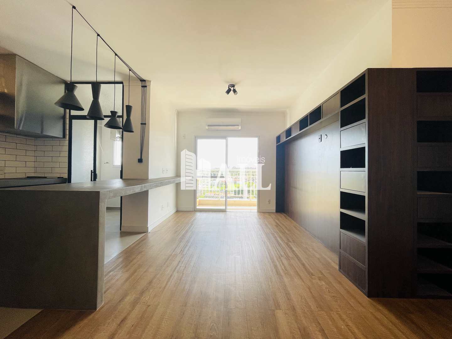 Apartamento à venda com 3 quartos, 92m² - Foto 1