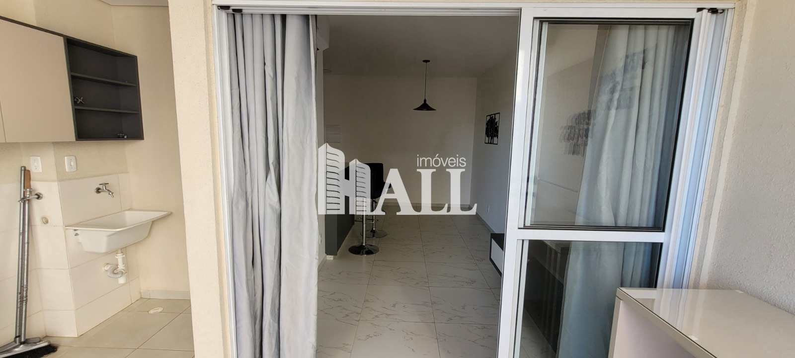 Apartamento à venda com 2 quartos, 65m² - Foto 4