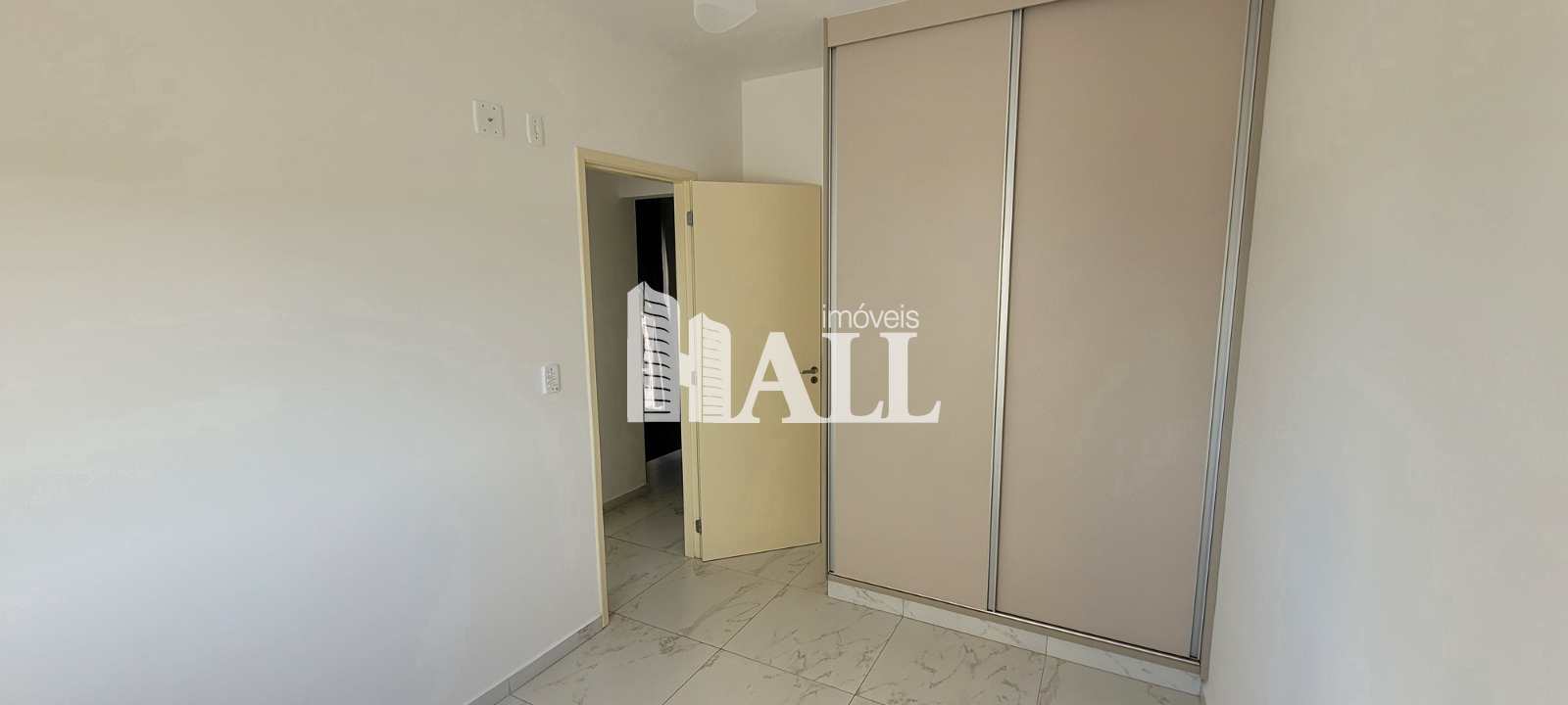 Apartamento à venda com 2 quartos, 65m² - Foto 18