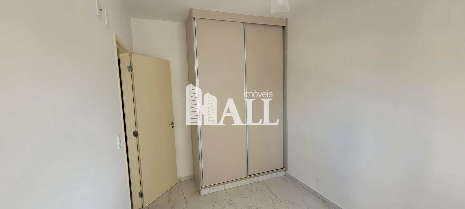 Apartamento à venda com 2 quartos, 65m² - Foto 19