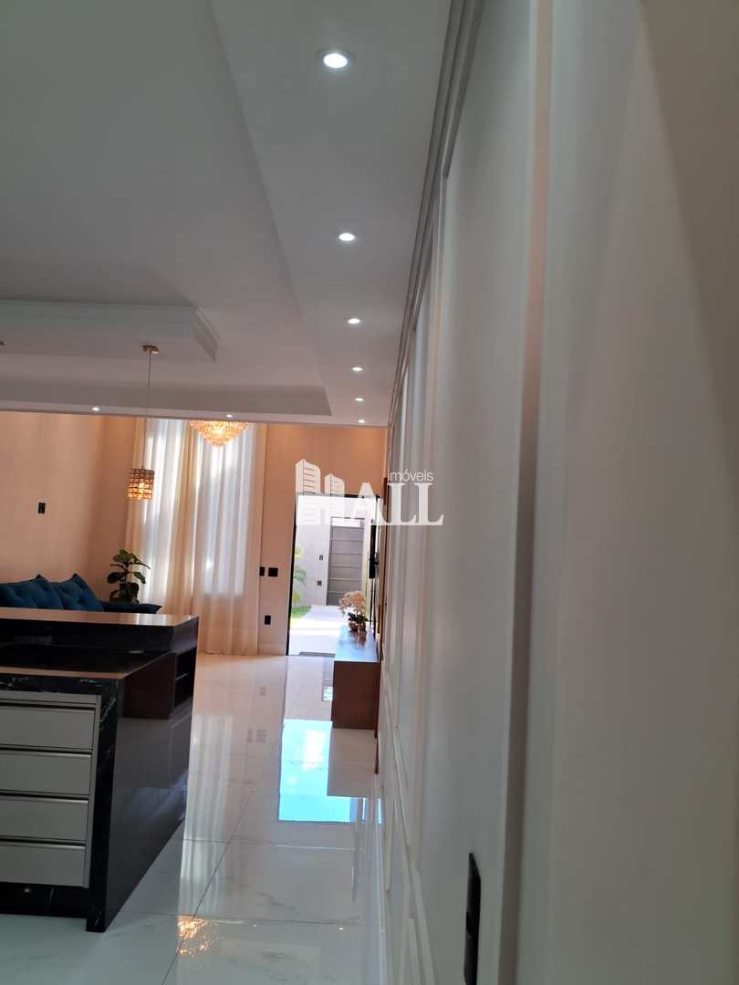 Casa à venda com 3 quartos, 190m² - Foto 15