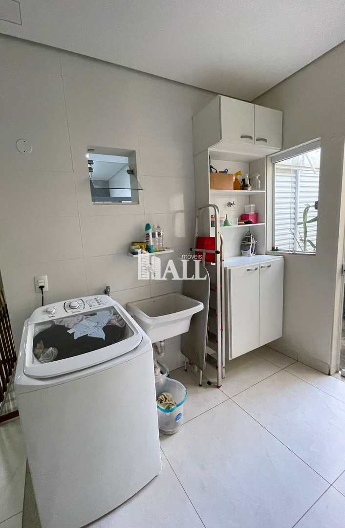 Casa à venda com 2 quartos, 140m² - Foto 14