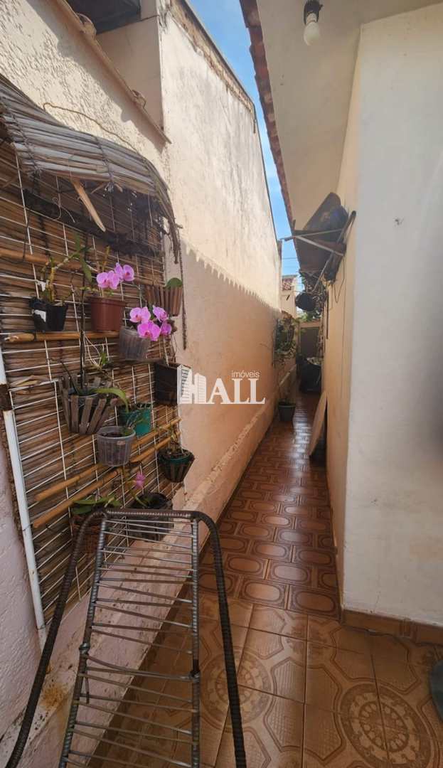 Casa à venda com 3 quartos, 200m² - Foto 12