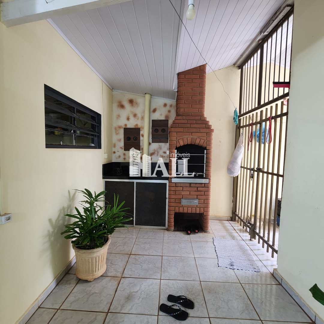 Casa à venda com 3 quartos, 100m² - Foto 11