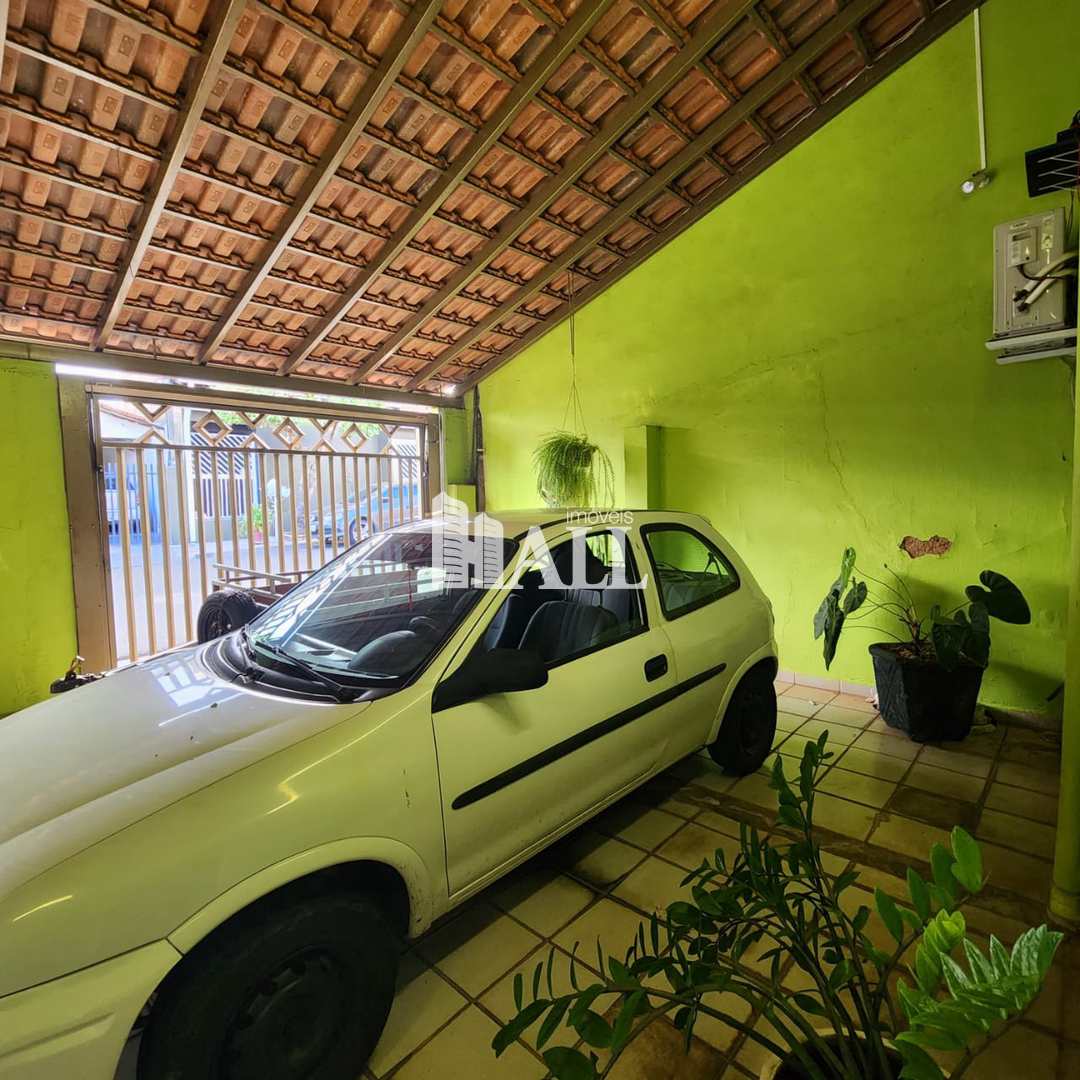 Casa à venda com 3 quartos, 100m² - Foto 25