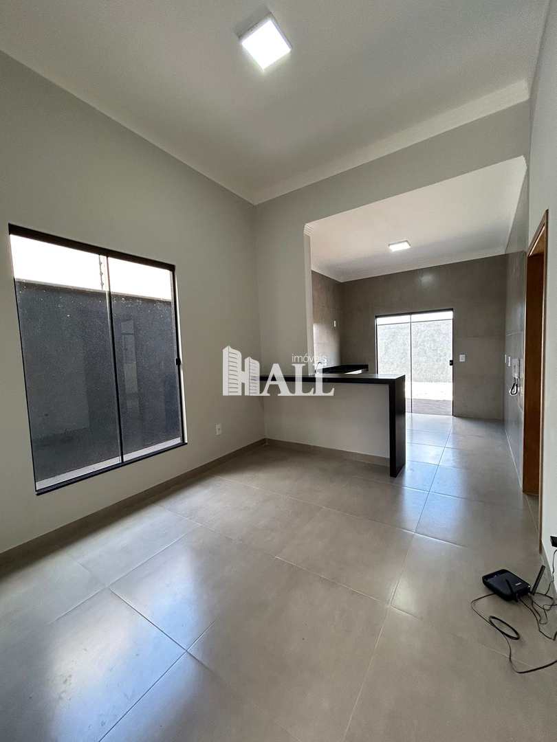 Casa à venda com 3 quartos, 92m² - Foto 4