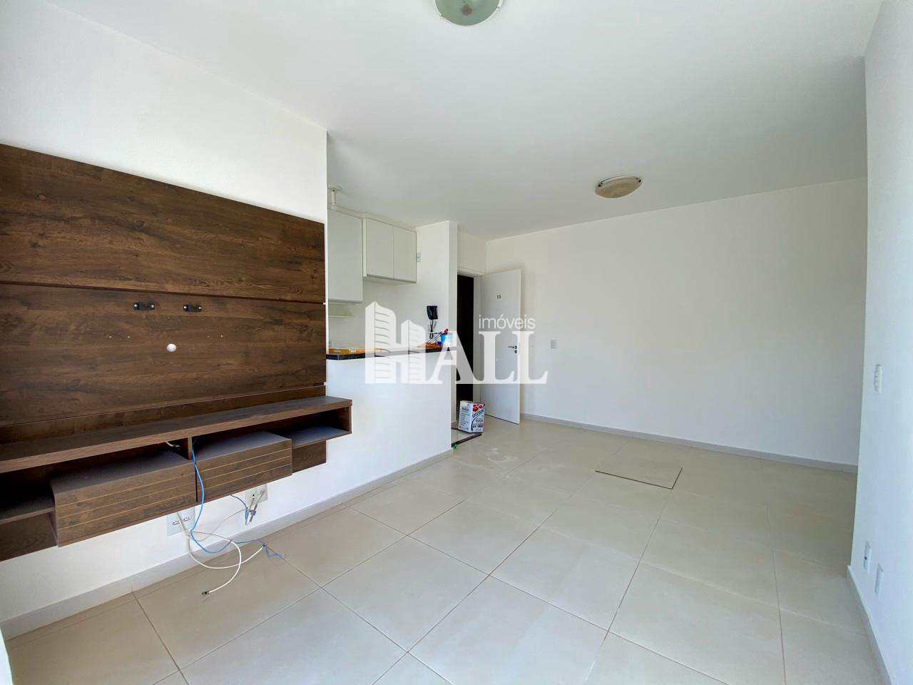 Apartamento à venda com 3 quartos, 72m² - Foto 2