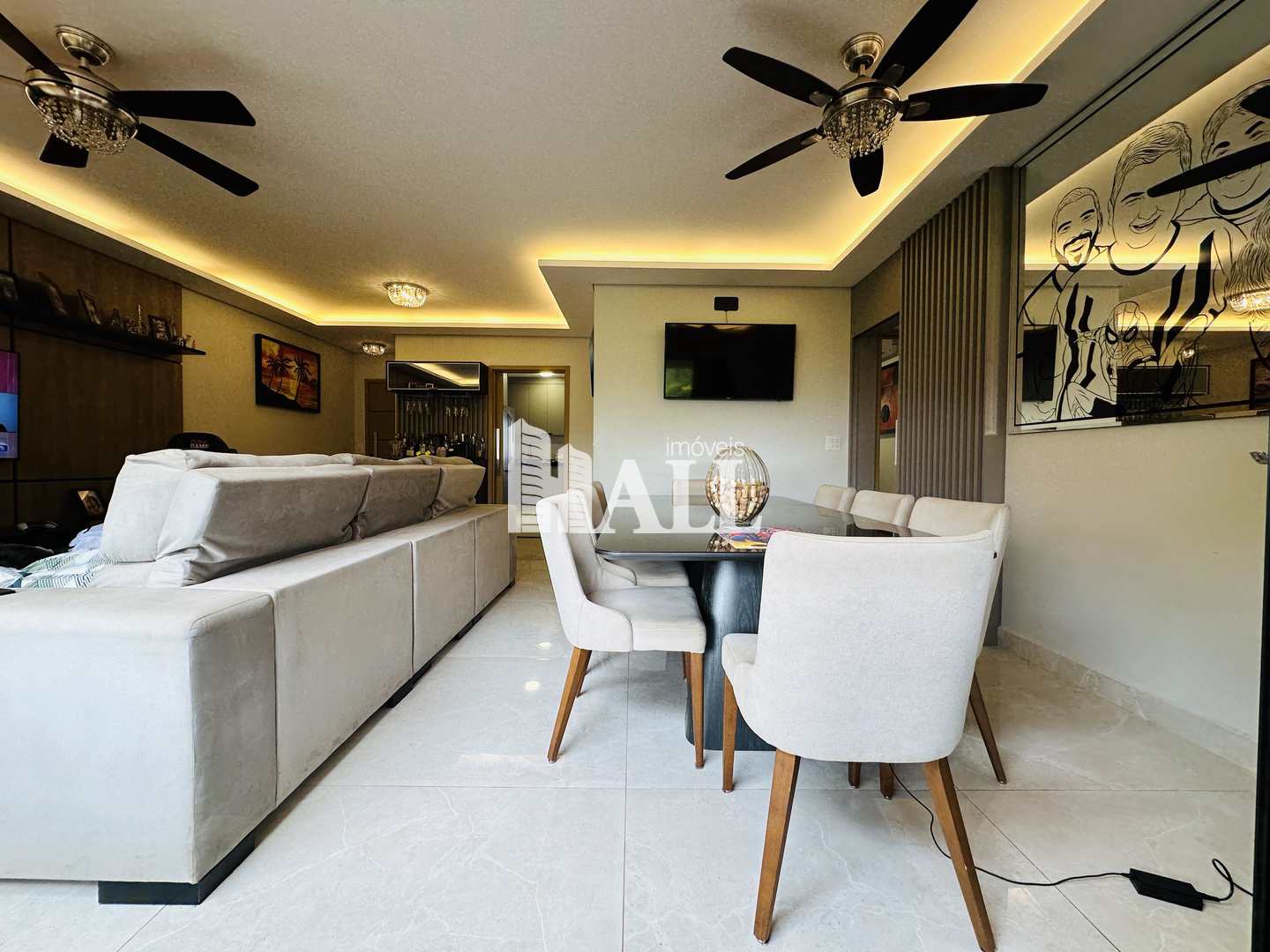 Apartamento à venda com 3 quartos, 134m² - Foto 3