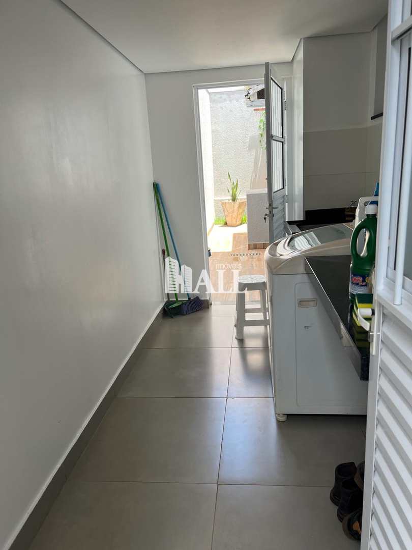 Casa à venda com 3 quartos, 184m² - Foto 32