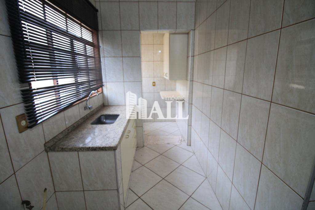 Apartamento à venda com 2 quartos, 68m² - Foto 4