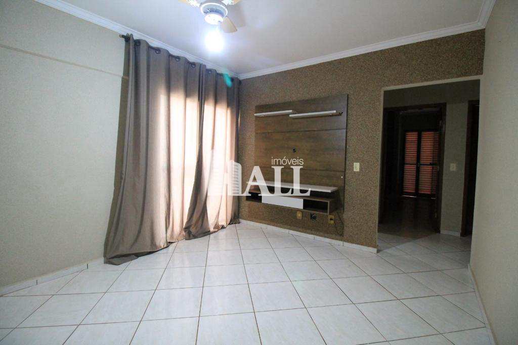 Apartamento à venda com 2 quartos, 68m² - Foto 1