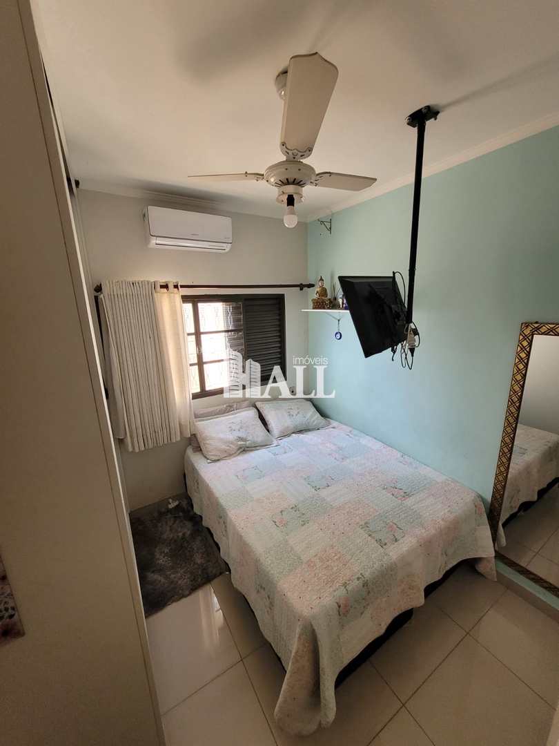 Casa à venda com 3 quartos, 100m² - Foto 19