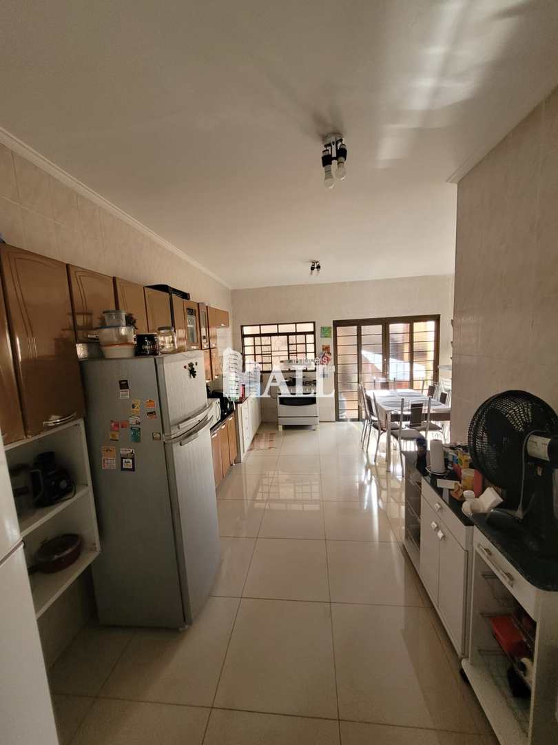 Casa à venda com 3 quartos, 100m² - Foto 5