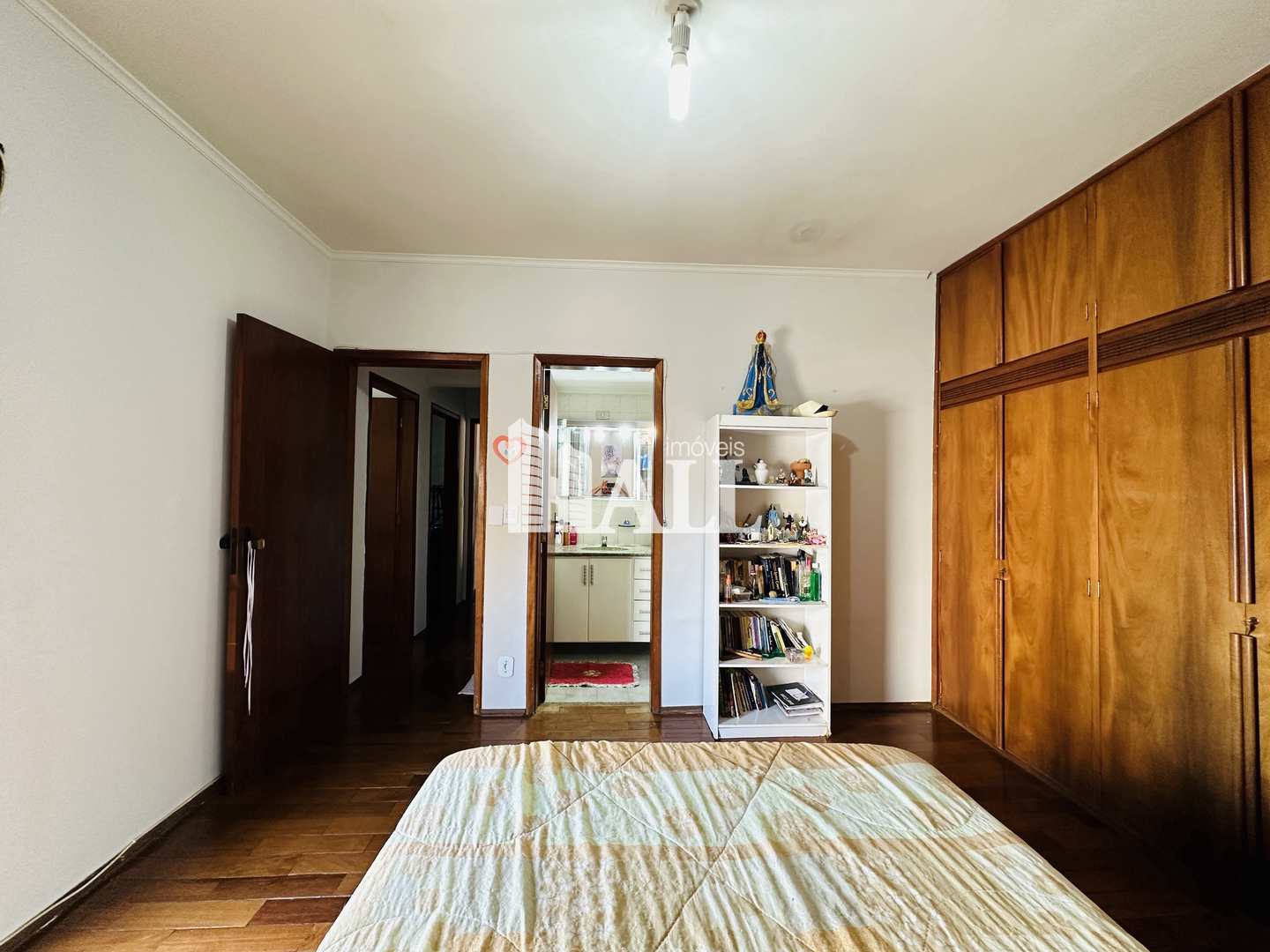 Apartamento à venda com 3 quartos, 120m² - Foto 3