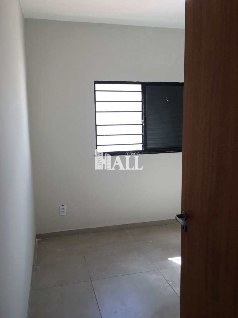 Casa à venda com 3 quartos, 75m² - Foto 5