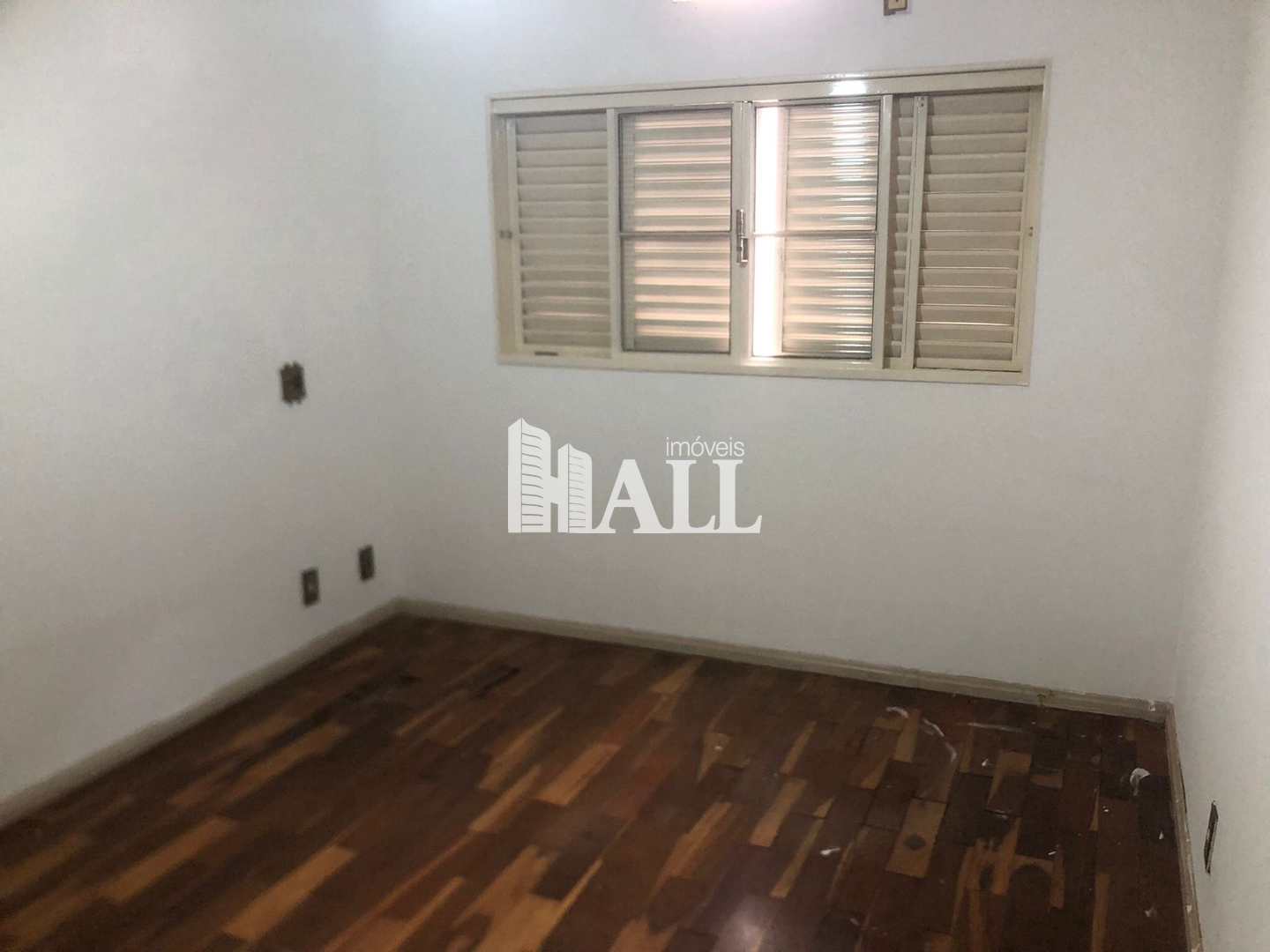 Casa à venda com 3 quartos, 250m² - Foto 7