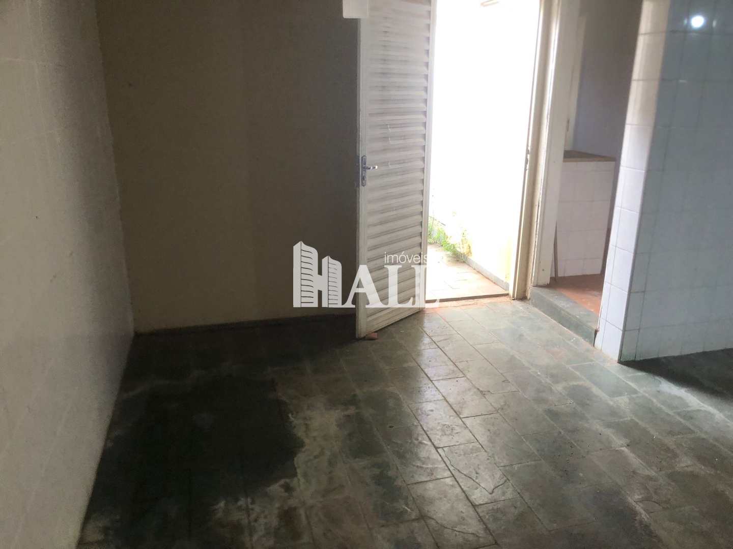 Casa à venda com 3 quartos, 250m² - Foto 22