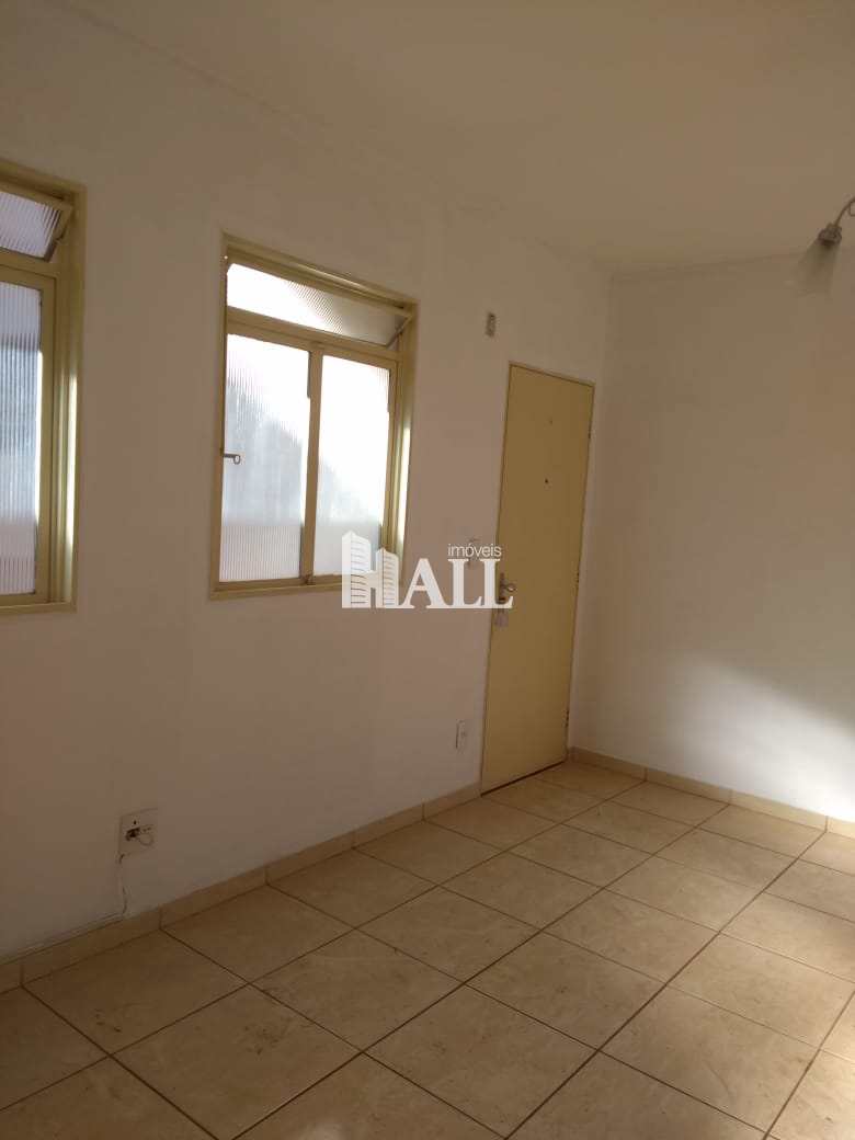 Apartamento à venda com 2 quartos, 70m² - Foto 2