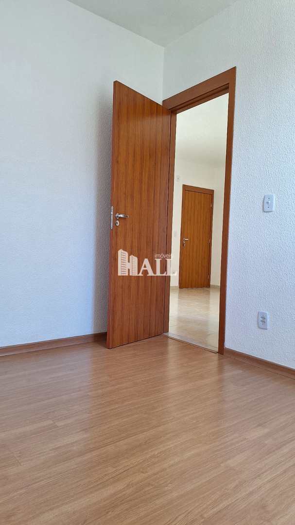 Apartamento à venda com 2 quartos, 42m² - Foto 16