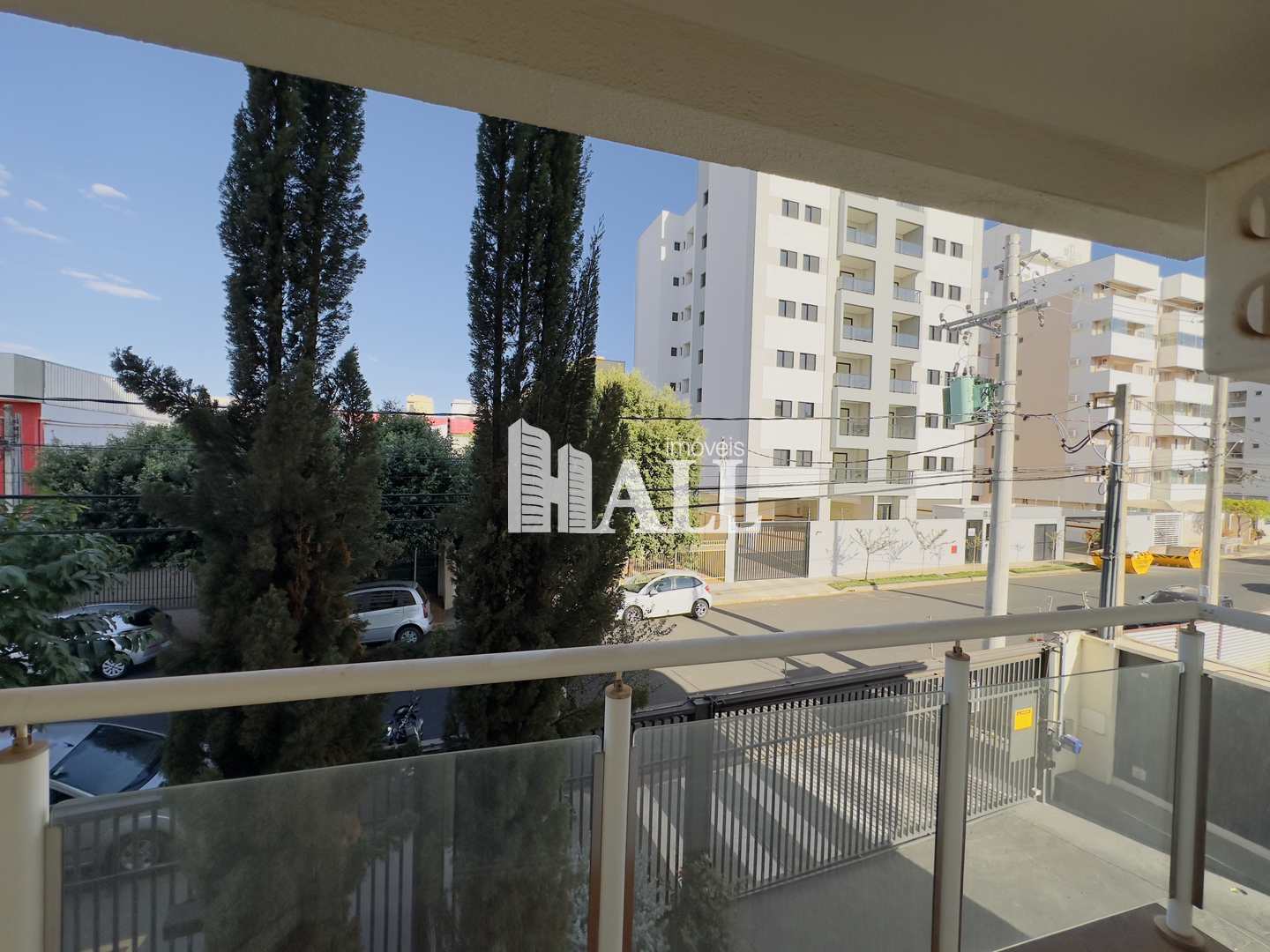 Apartamento à venda com 3 quartos, 80m² - Foto 1