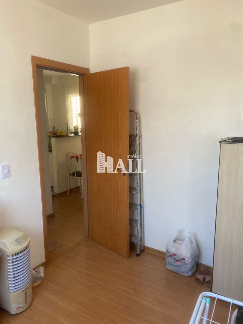 Apartamento à venda com 2 quartos, 40m² - Foto 11