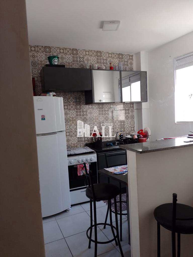 Apartamento à venda com 2 quartos, 50m² - Foto 4