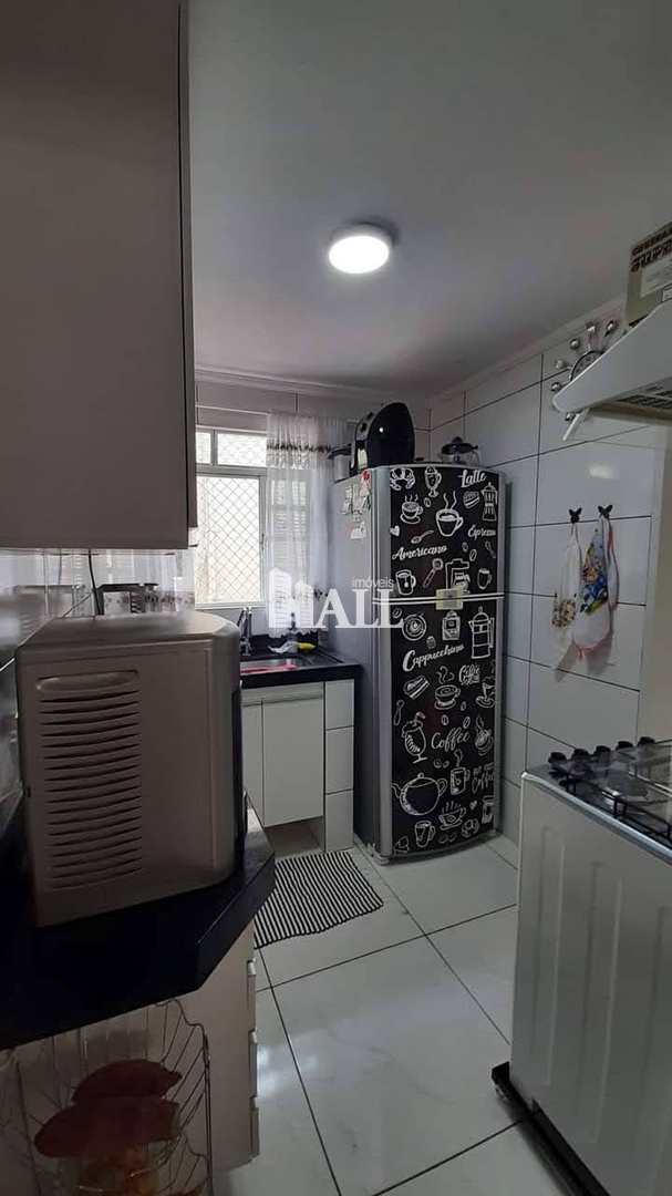 Apartamento à venda com 2 quartos, 56m² - Foto 2