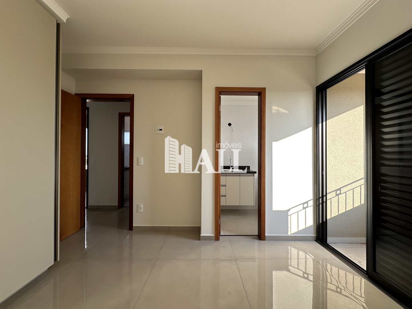 Apartamento à venda com 2 quartos, 74m² - Foto 3