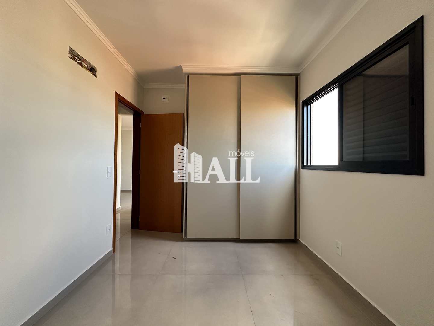 Apartamento à venda com 2 quartos, 74m² - Foto 4