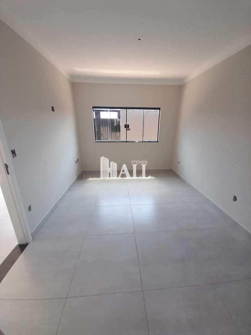 Casa à venda com 3 quartos, 93m² - Foto 1