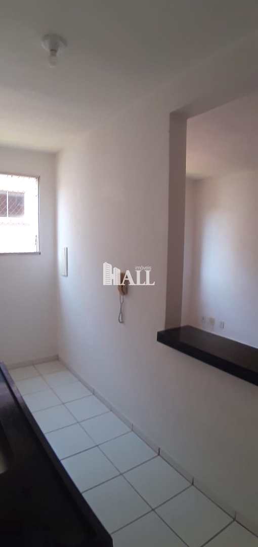 Apartamento à venda com 2 quartos, 47m² - Foto 2