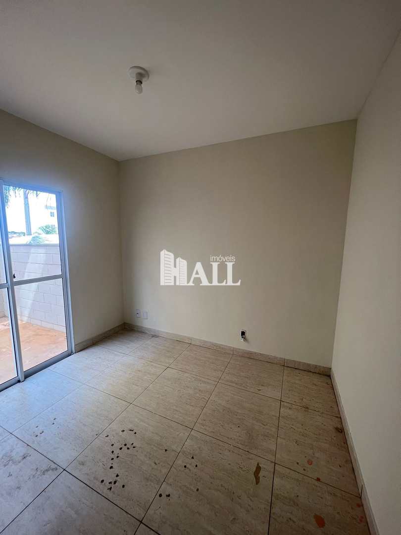 Apartamento à venda com 2 quartos, 65m² - Foto 1