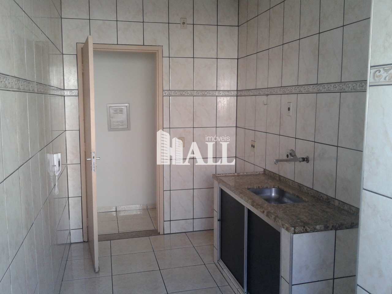 Apartamento à venda com 3 quartos, 70m² - Foto 1