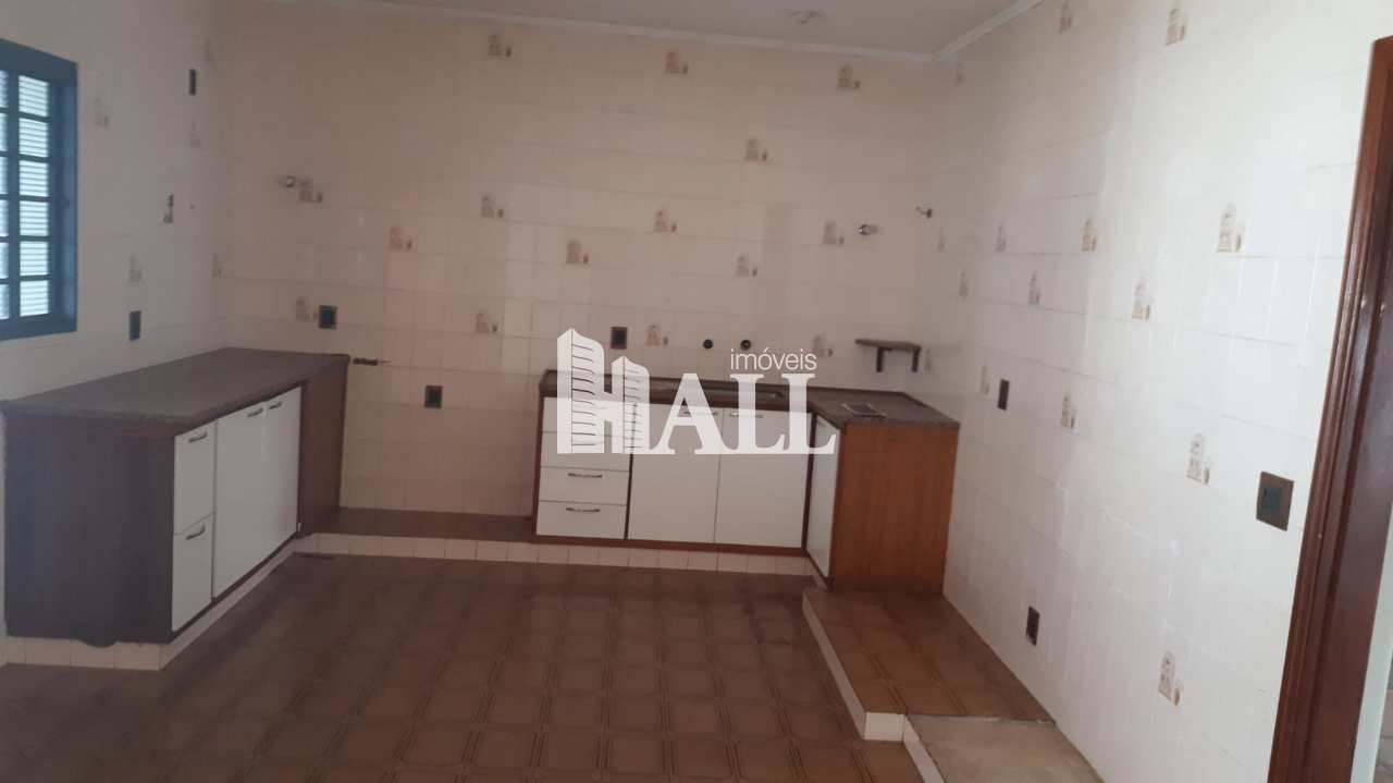 Casa à venda com 4 quartos, 262m² - Foto 4