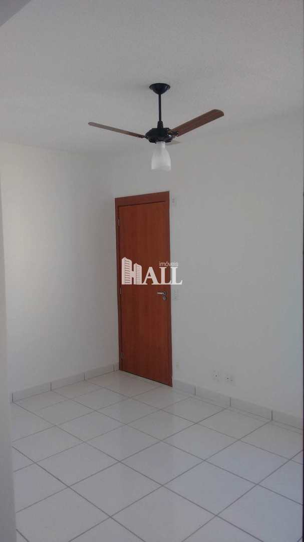 Apartamento à venda com 2 quartos, 42m² - Foto 1