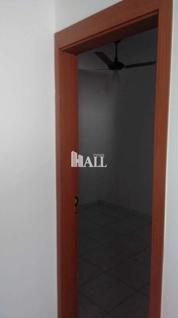 Apartamento à venda com 2 quartos, 42m² - Foto 3