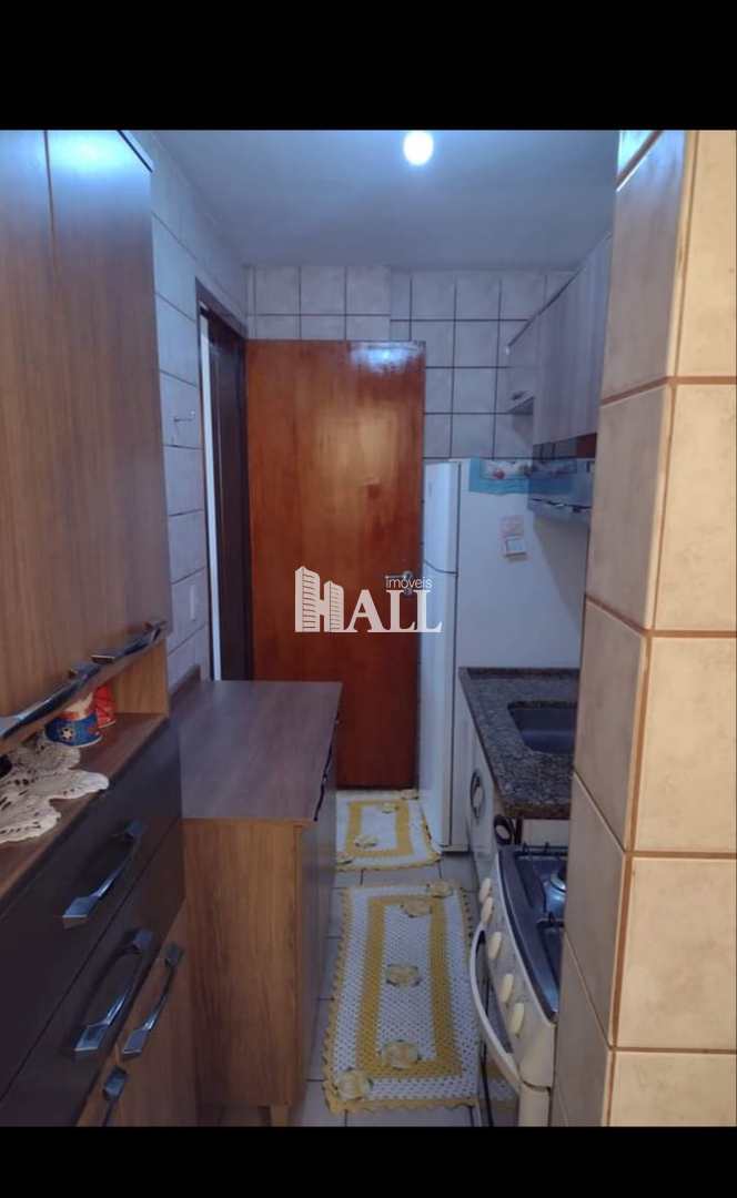 Apartamento à venda com 2 quartos, 62m² - Foto 3