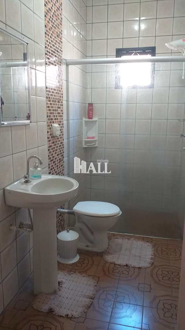 Casa à venda com 3 quartos, 200m² - Foto 17