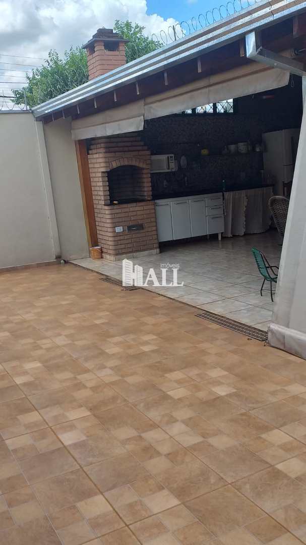 Casa à venda com 3 quartos, 200m² - Foto 20