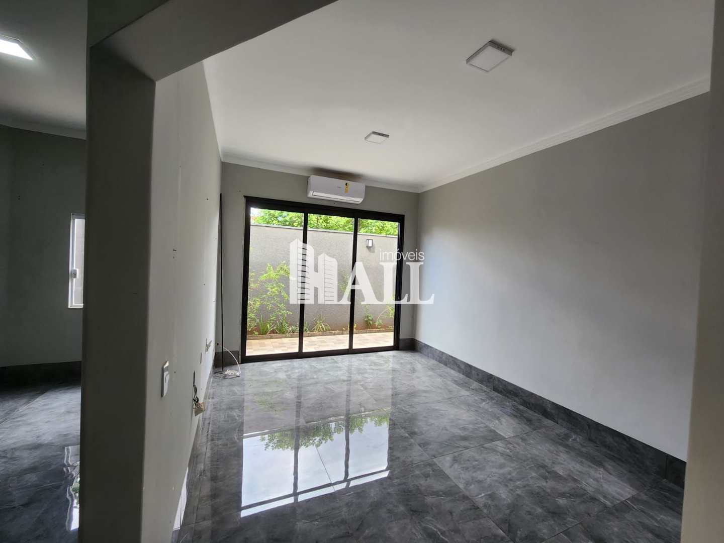 Casa à venda com 3 quartos, 264m² - Foto 6