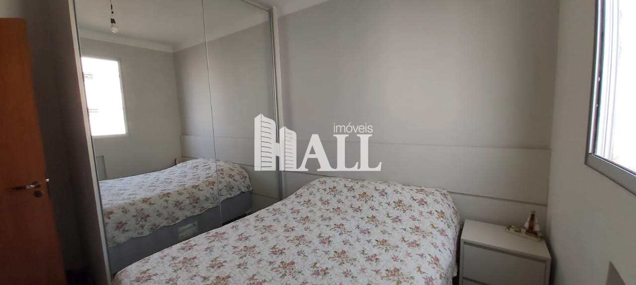 Apartamento à venda com 2 quartos, 45m² - Foto 12