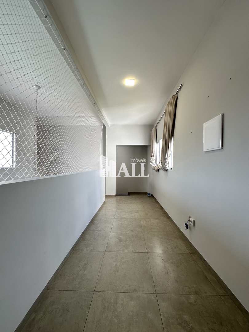 Casa à venda com 4 quartos, 350m² - Foto 11