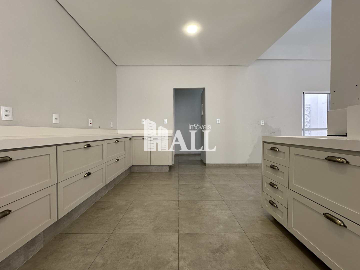 Casa à venda com 4 quartos, 350m² - Foto 32