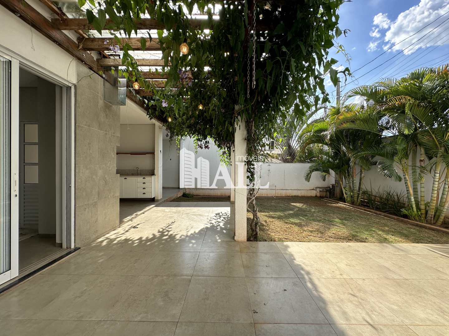 Casa à venda com 4 quartos, 350m² - Foto 26