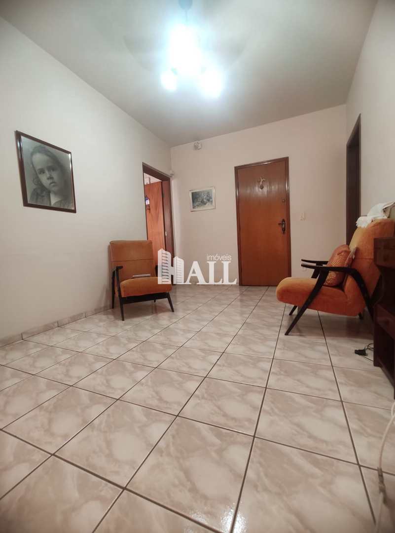 Apartamento à venda com 2 quartos, 75m² - Foto 2