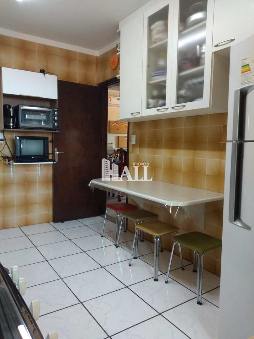 Apartamento à venda com 3 quartos, 90m² - Foto 4