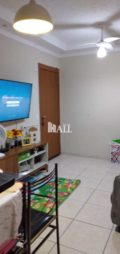 Apartamento à venda com 2 quartos, 55m² - Foto 2