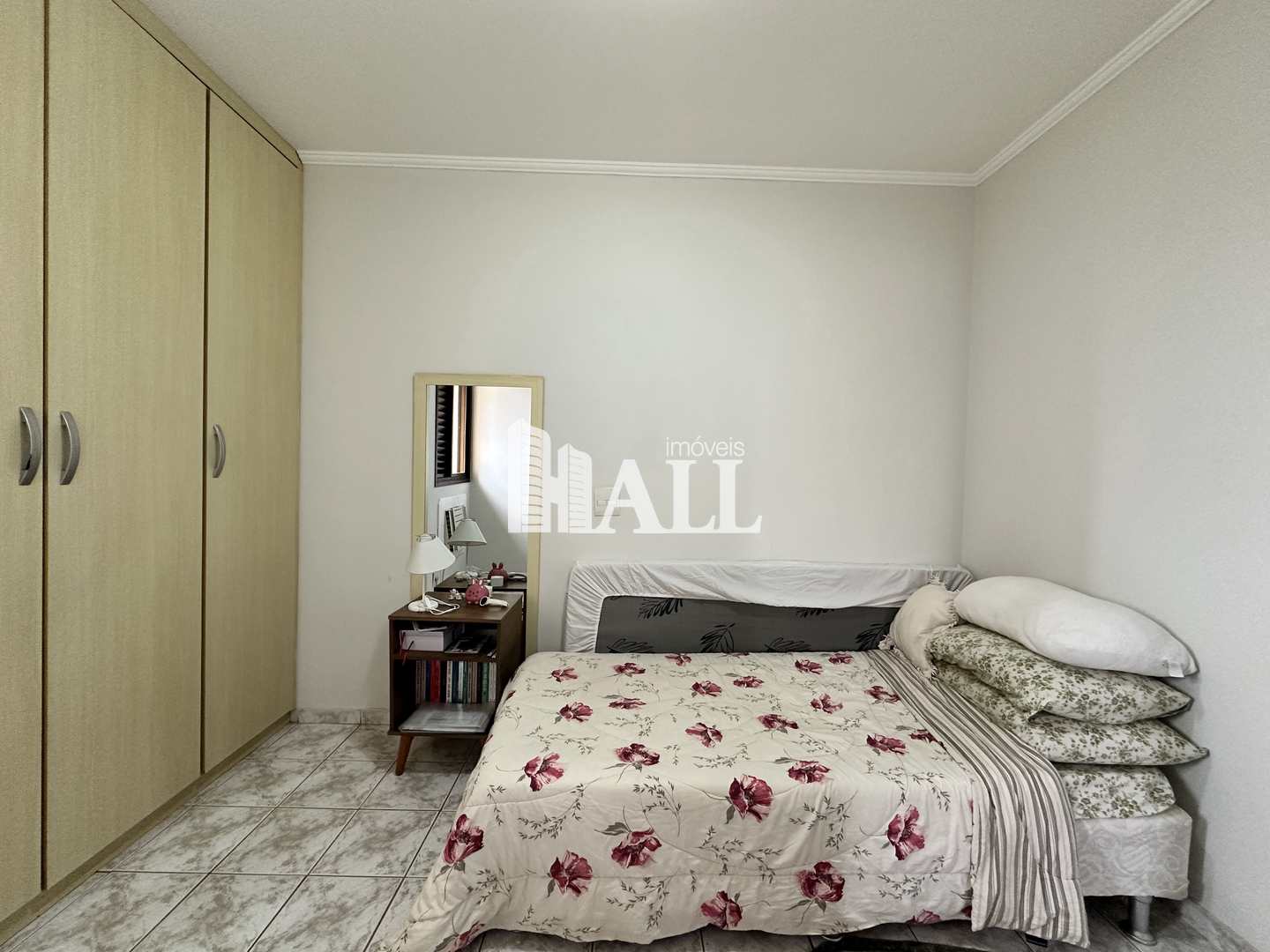 Apartamento à venda com 3 quartos, 95m² - Foto 9